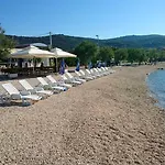 Sunny Vinisce