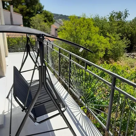 Sunny Lägenhet Vinišće